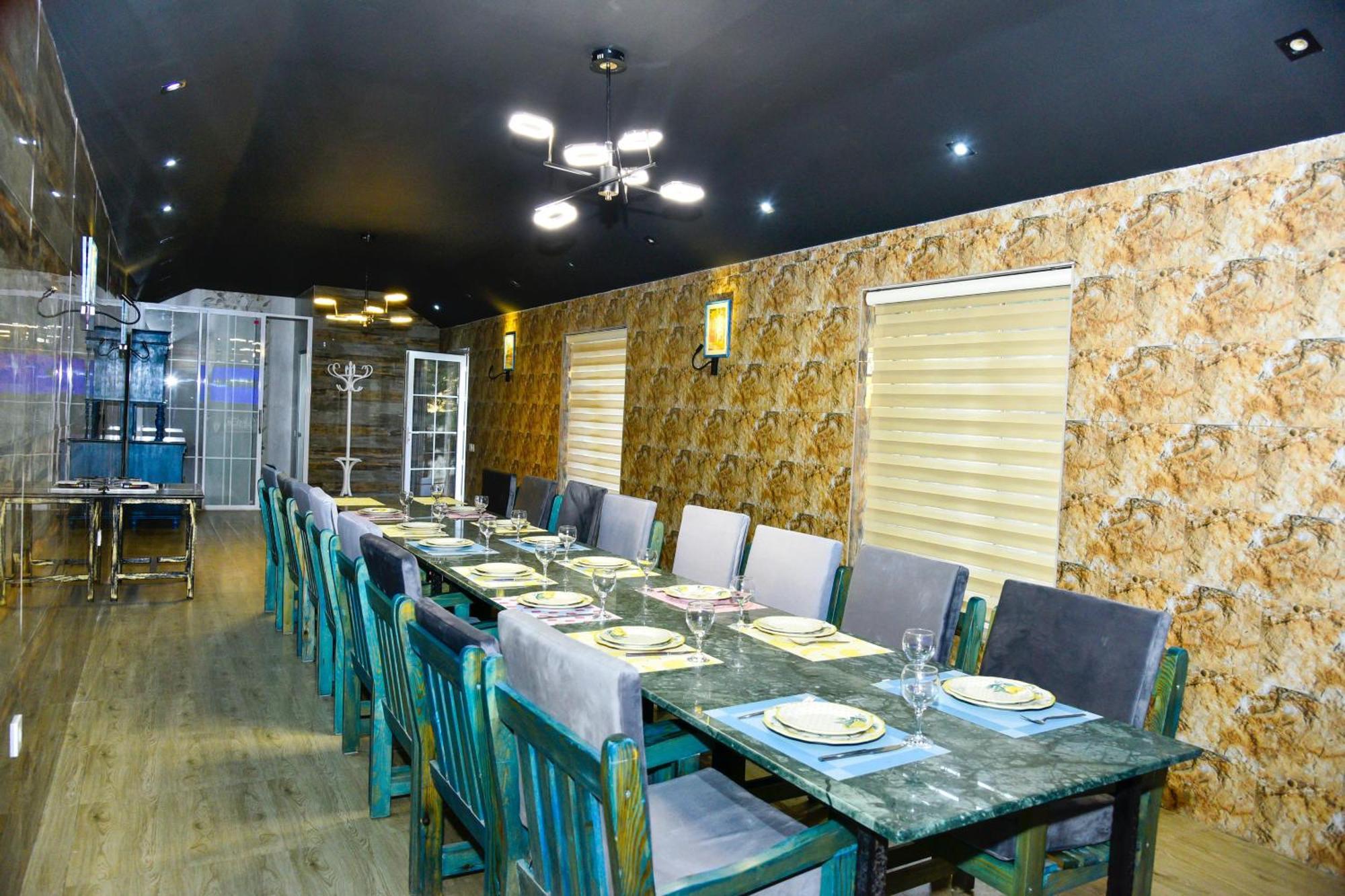 Avrasya Inn Hotel บากู ภายนอก รูปภาพ
